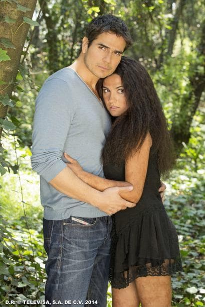 Al conocer a Esmeralda, el amor entró directo a su corazón y le pegó muy duro.