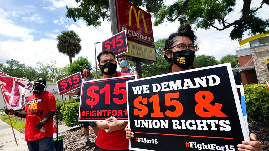 Qué estados subirán el salario mínimo en 2025