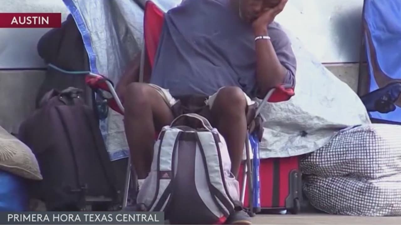 Concejo de Austin aprueba compra de motel para proporcionar refugio temporal a las personas sin hogar