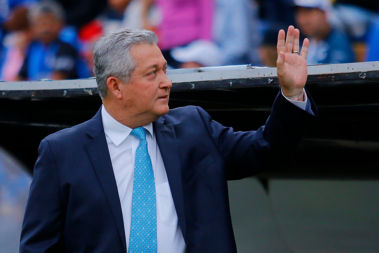 Víctor Manuel Vucetich se estrenó en su segunda etapa como estratega de Gallos Blancos.