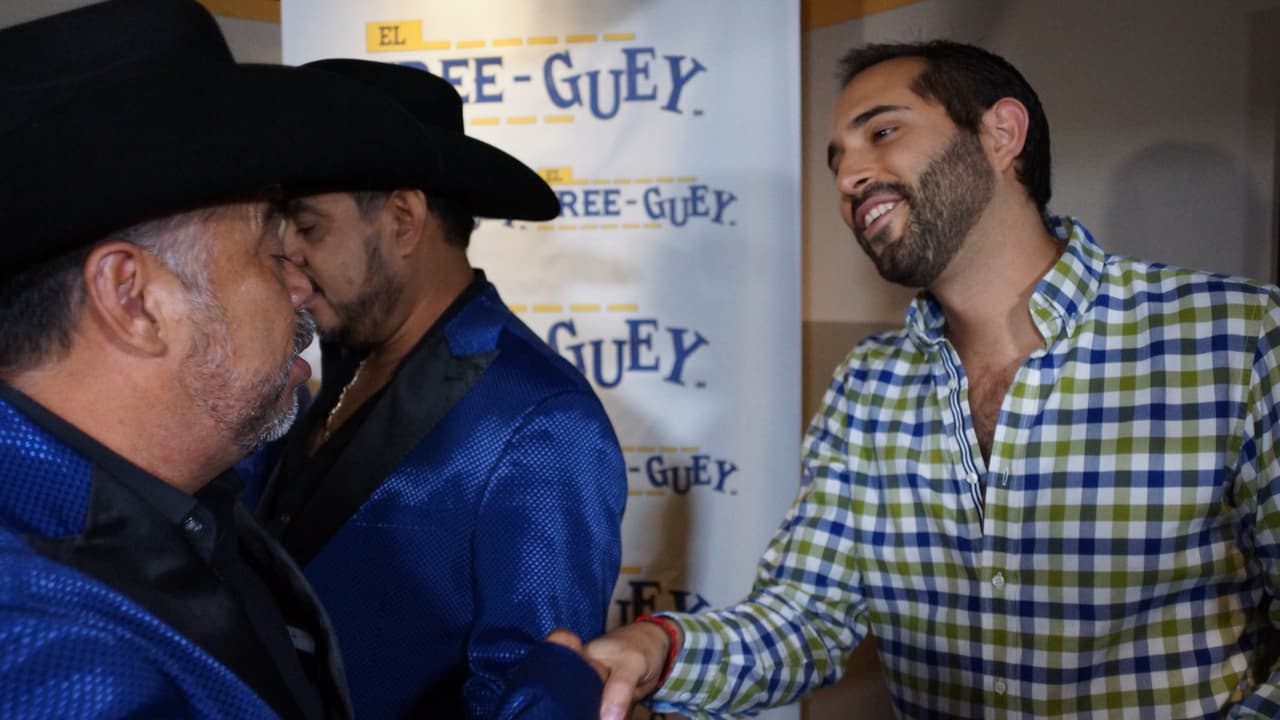 Los tres locutores se la pasaron 🎶 "fine, fine, fine, very good, very good, very good, very, very, very, very good" 🎶 con Los Rieleros de Norte.