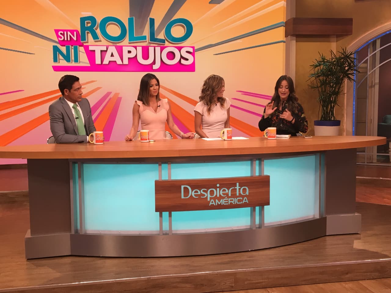 En Sin Rollos ni Tapujos discutimos sobre los modernos castigos de las mamás de hoy.