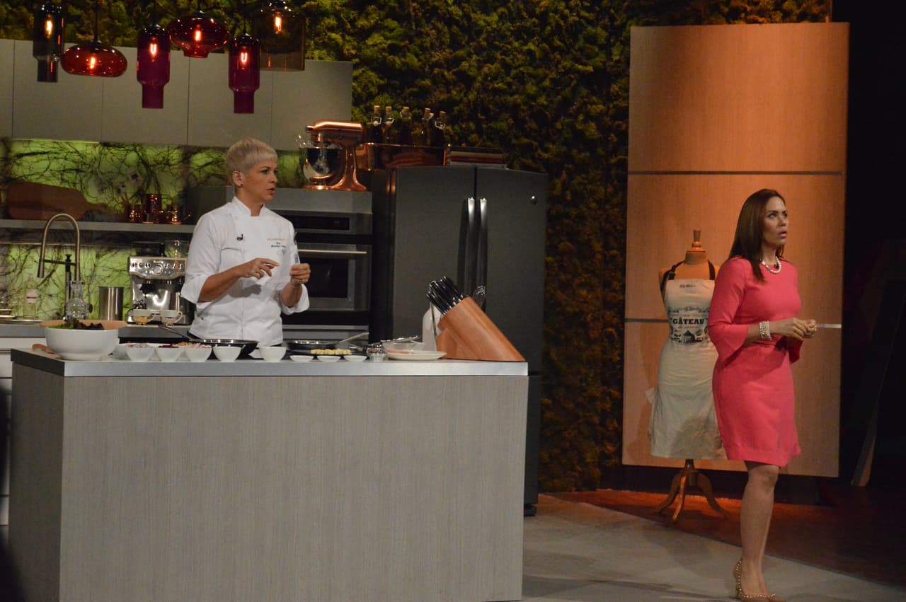 Grenda, Gredmarie y la chef Marilyn trabajan fuerte para el estreno del programa este lunes 8 de febrero a la 1:00 pm por Univision Puerto Rico.