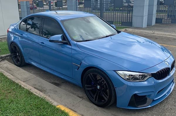 Arrestan a dos conductores durante carrera clandestina