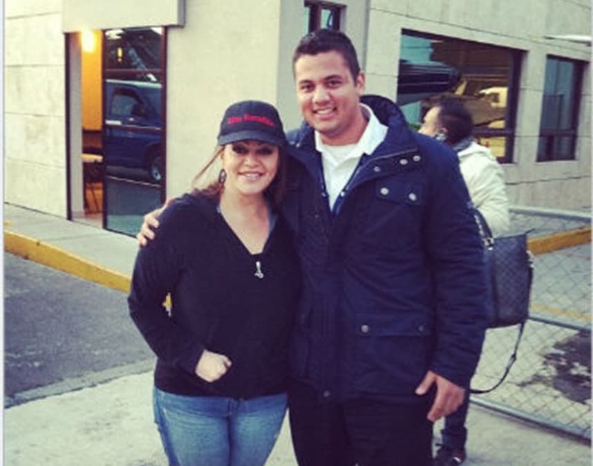 Torres se comunicó con su familia la noche del 8 de diciembre y le dijo a su madre que iría a cenar cabrito, pero que no asistiría al concierto de la 'Diva de la Banda' porque tenía que descansar para volar a Toluca.