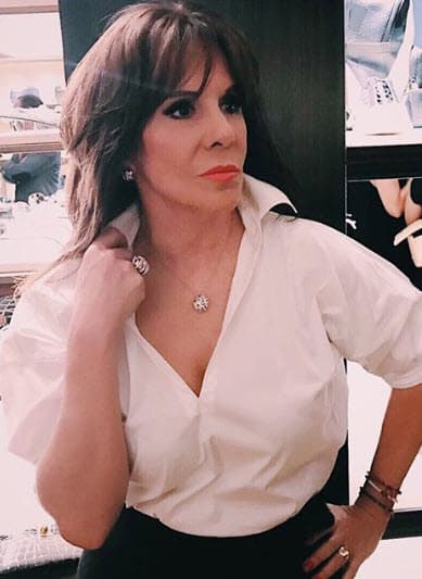 Rebecca Jones utilizó su perfil de Instagram para compartir un video en el que detalló las 
<b>precauciones que ha tomado</b> ante la pandemia del coronavirus.