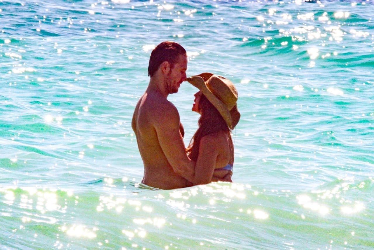 En diciembre de 2019 viajaron a las playas de Tulum en el Caribe mexicano donde fueron vistos en actitud romántica.