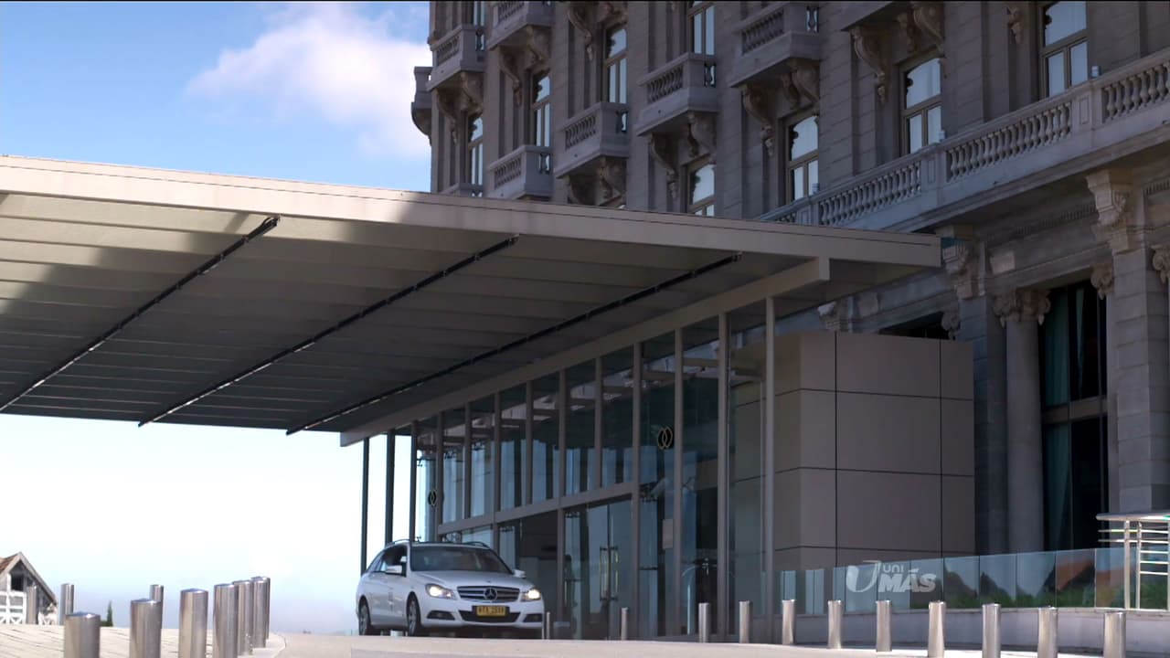 Una de las locaciones en las que se grabó durante más tiempo fue en un hotel. Las escenas de la ruptura amorosa entre Arturo y Eliza se realizaron en ese lugar.