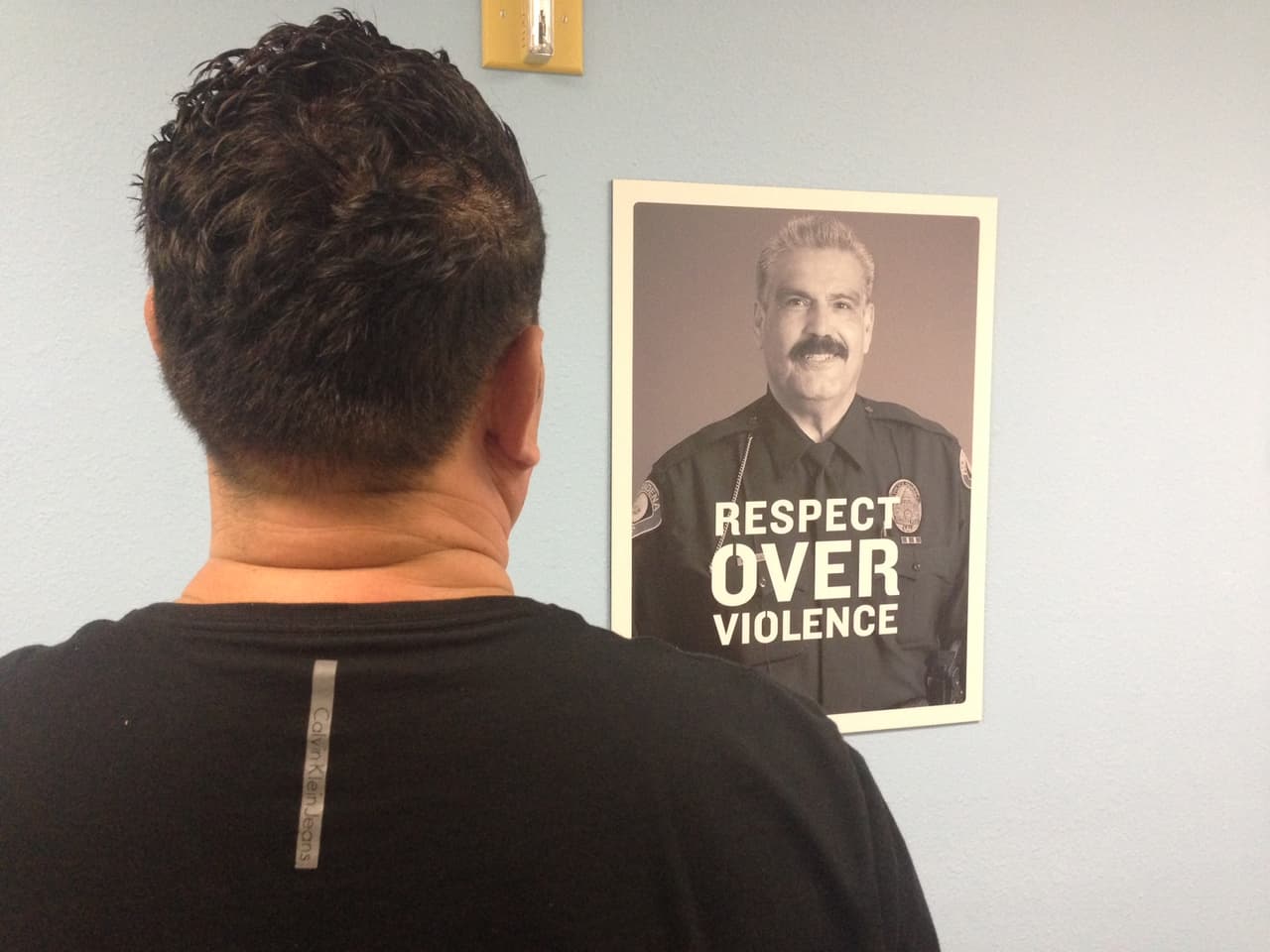 Los hombres maltratados por sus parejas también serían elegibles para la Visa U, que se otorga a las víctimas de abuso físico.