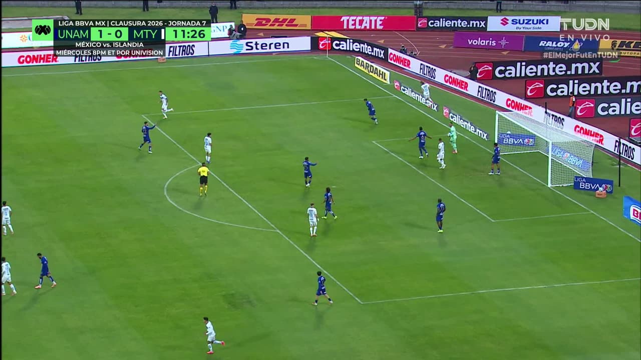 ¡TIRO ATAJADO! disparo por Sergio Canales.