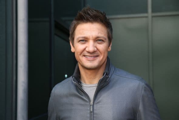 Una de las estrellas invitadas este año es Jeremy Renner, el famoso arquero de "Avengers".