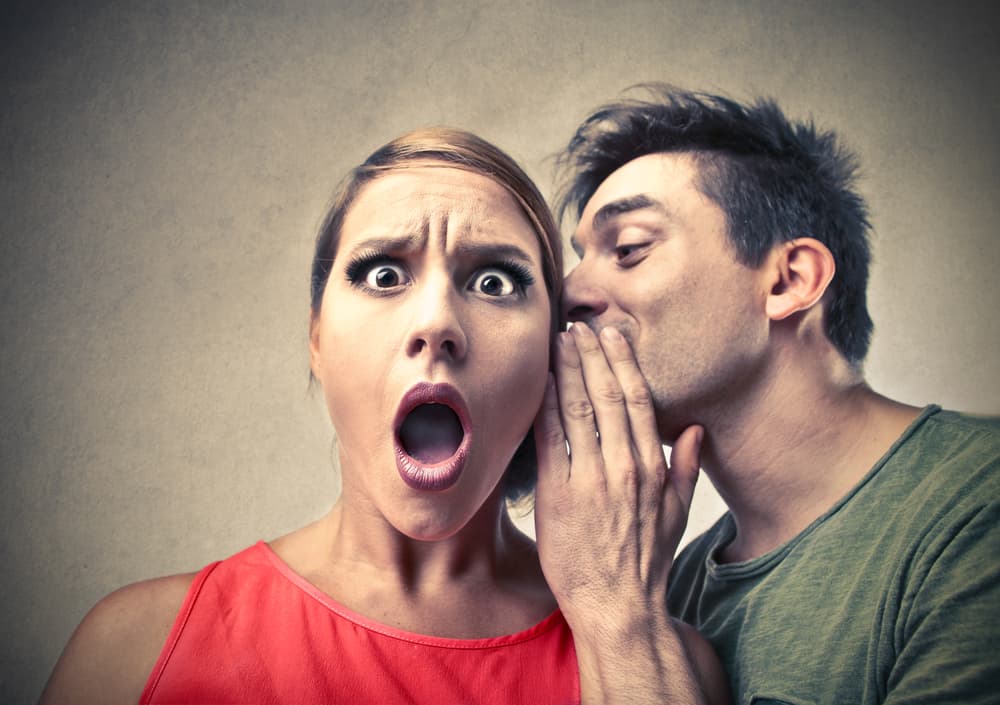 No vayas a decir cosas que puedan ser contraproducentes y causarte problemas con tu pareja o las personas que amas. Este es el momento de pensar en algún curso superior en tu trabajo o profesión. Si puedes, sal de casa hoy mes y visita librerías o lugares donde haya textos y materiales que te inspiren y motiven a sacar adelante tus asuntos laborales.
<br>