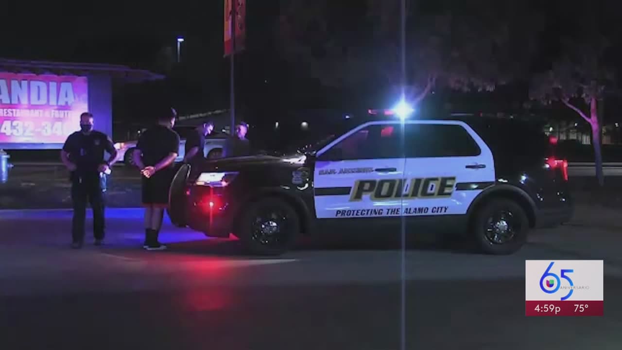 Policía de San Antonio realiza 14 arrestos y entrega 70 multas durante operativo contra carreras clandestinas