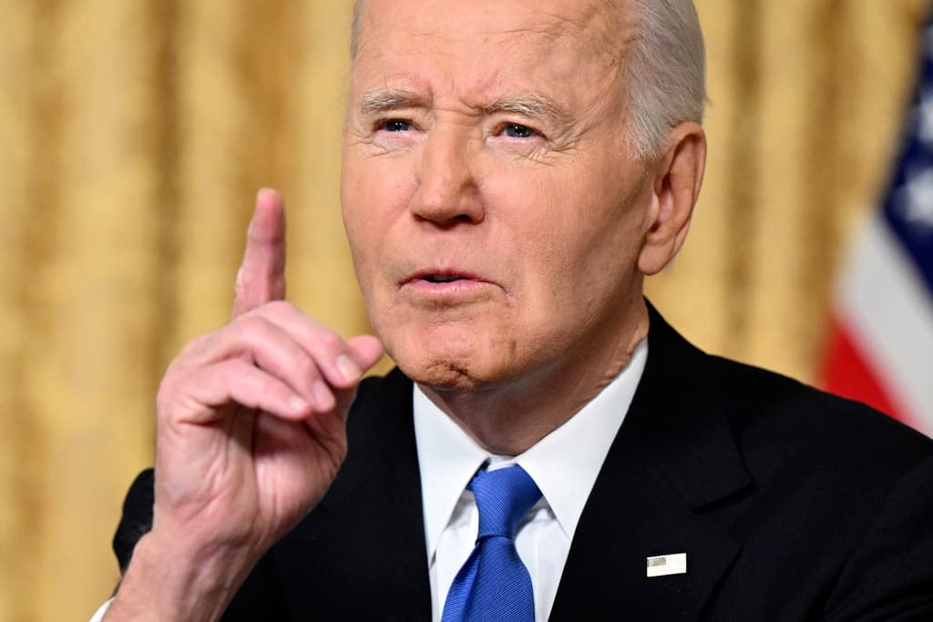 ¿A qué se refiere Biden con la "amenaza" de una oligarquía que crece y acecha al gobierno de EEUU?