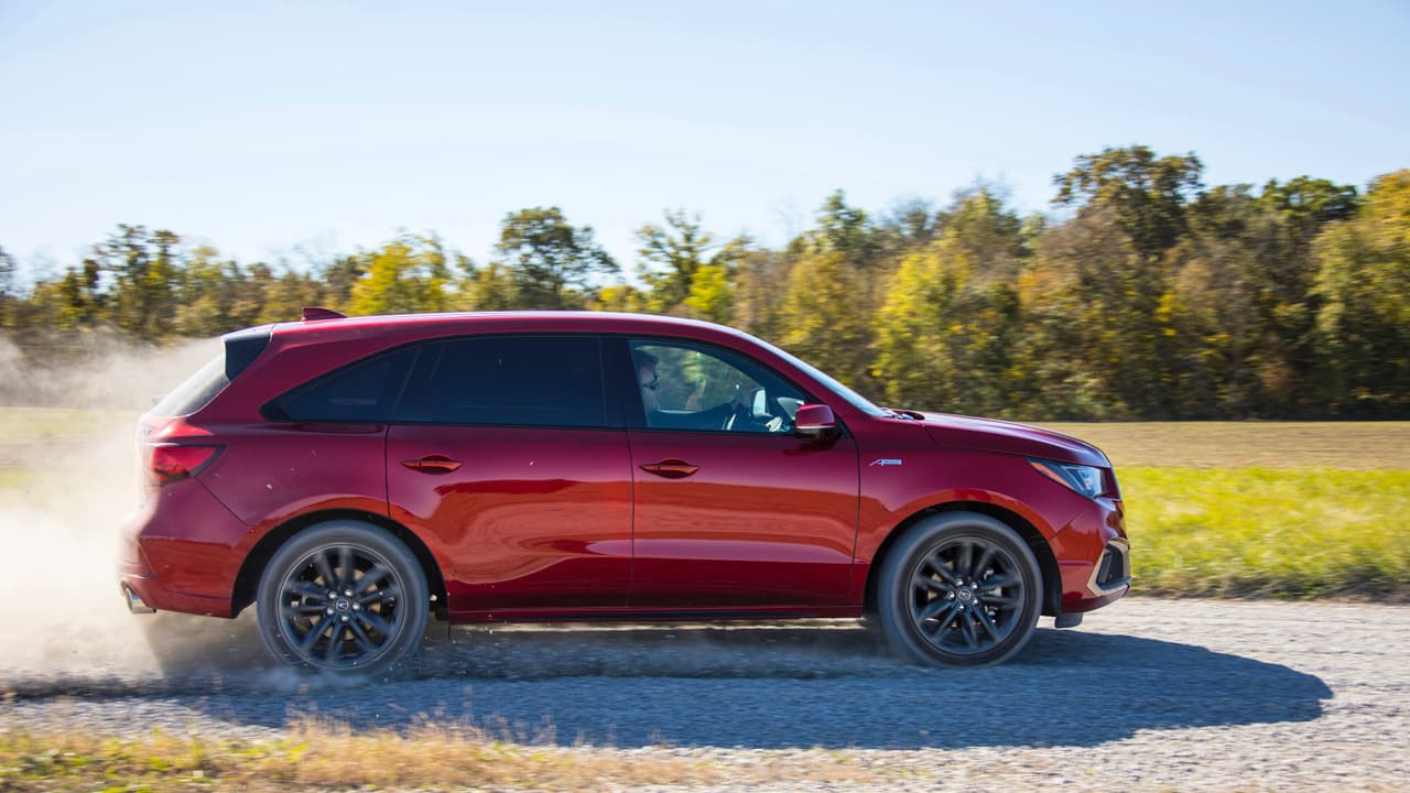 Con un precio inicial $55,795, la 2019 Acura MDX A-Spec es una opción a considerar para los que necesitan un vehículo para viajar con cierta regularidad, pero sobre todo con lujo y comodidad.