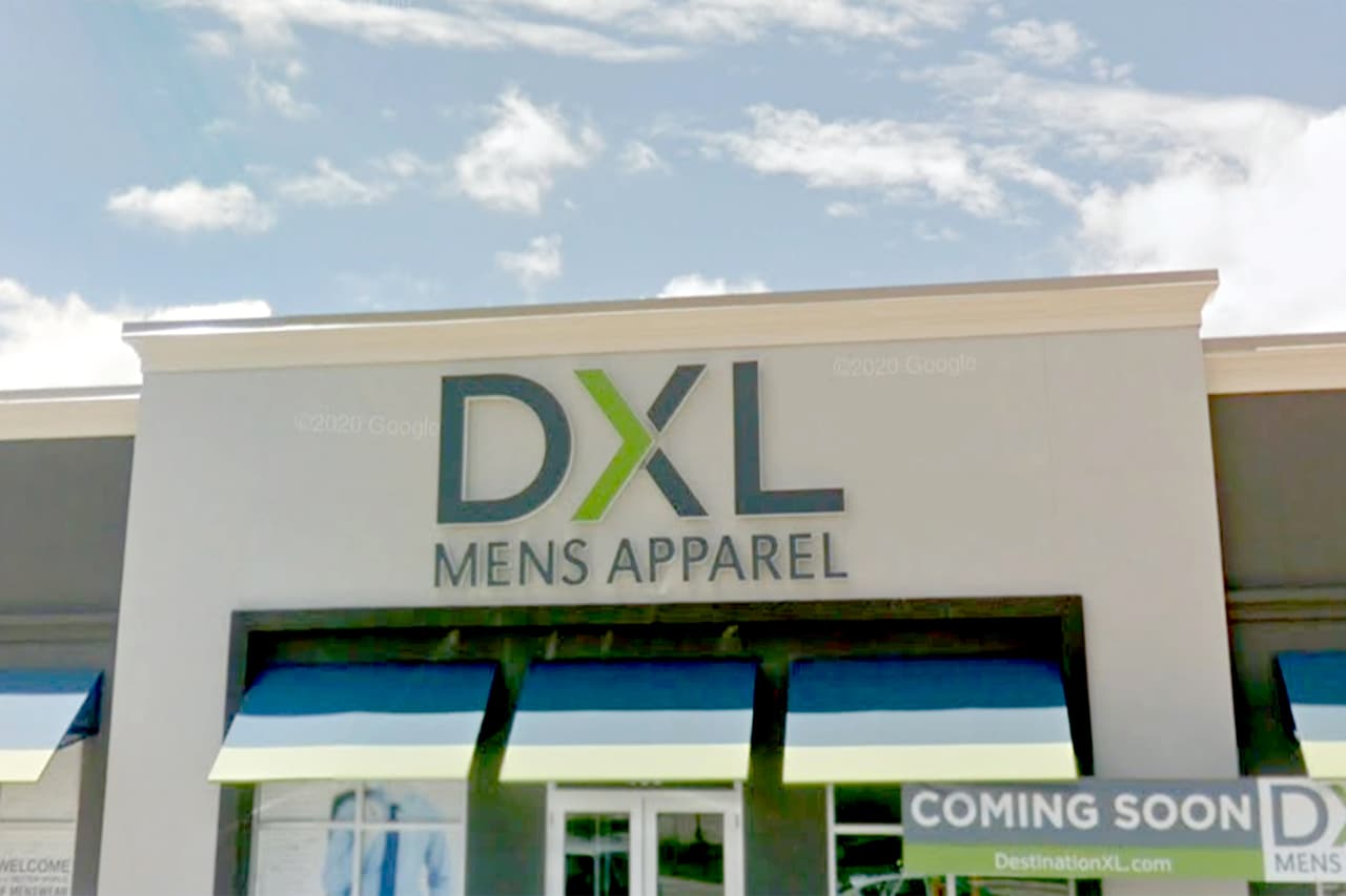 <b>Destination XL. </b>Según el estudio, la estrategia de esta empresa de ropa masculina se centra en el servicio personalizado, sin embargo, ese es el tipo de servicio que no está funcionando bien durante la pandemia. Según el estudio es uno de los minoristas más vulnerables a una declaración de quiebra. A pesar que esta compañía trabaja con un importante segmento en el mercado de vestuario (tallas grandes), la venta minorista de ropa se ha afectado enormemente en la era coronavirus.