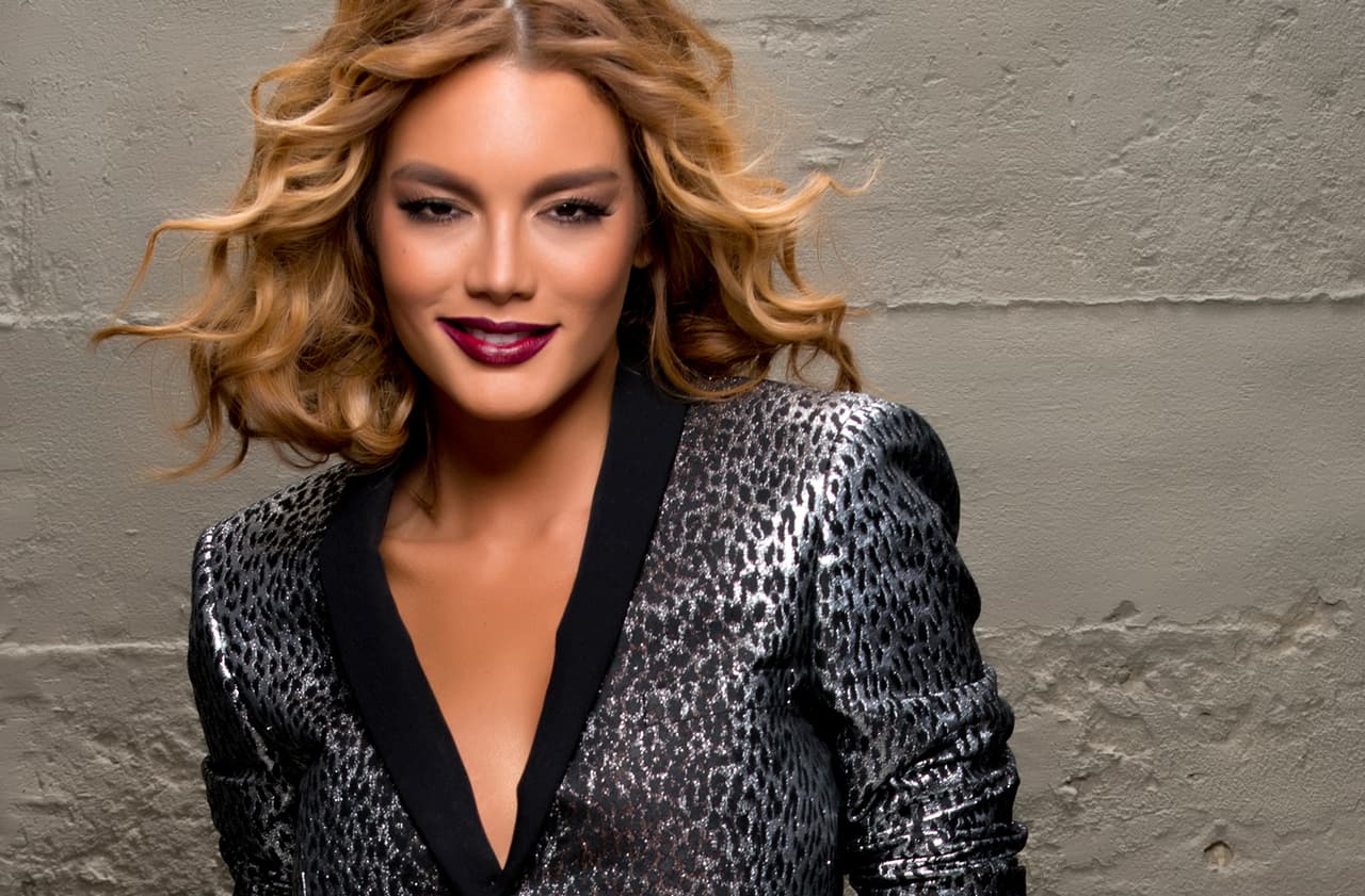 Mirar hacia atrás nunca ha sido una de sus opciones, al contrario, siempre mira hacia adelante con sus metas bien fijas.