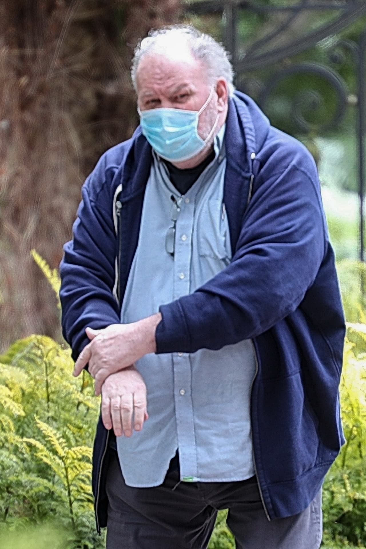 "Esta no era una nota para Meghan y Harry, estaba destinada a Oprah", agregó ante la posibilidad de que Thomas Markle haya acudido a la periodista para que sirviera de vínculo de comunicación con Meghan Markle, dada la amistad que ambas tienen.
<br>