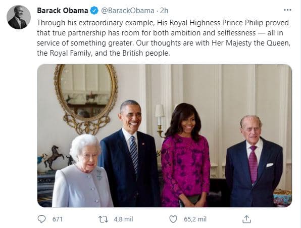 El expresidente Barack Obama escribió: "A través de su extraordinario ejemplo, su alteza real, el príncipe Pilip, demostró que la verdadera camaradería tiene espacio tanto para la ambición como para el desinterés, todo al servicio de algo más grande. Nuestros pensamientos están con su majestad la reina, la familia real y el pueblo británico".
