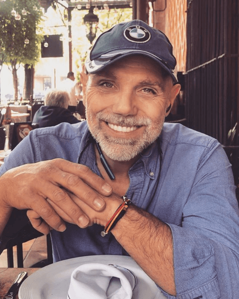 Este 2019, 
<b><a href="https://www.univision.com/temas/manuel-landeta" target="_blank">Manuel Landeta</a></b> cumple 61 años, el 5 de octubre, y rumbo a esa fecha, el cantante y actor ha decidido no volver a participar en espectáculos como uno que realizó hace algunos años y que lo convirtió en un símbolo sexual.