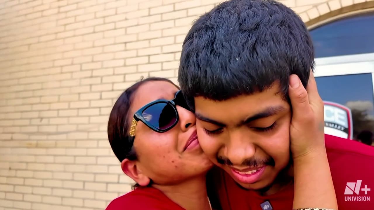 Deportan a Teresa Ochoa tras denunciar abuso de ICE contra su hijo en Alamo, Texas