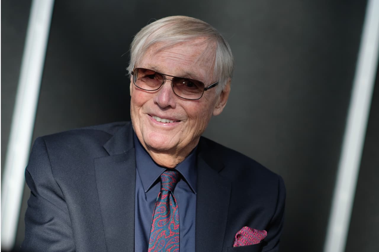 En una entrevista con 'Variety'
<i>, </i>West fue cuestionado acerca de qué significó aquel mítico personaje a lo largo de su vida, luego de cinco décadas. Su respuesta fue contundente: "Dinero".