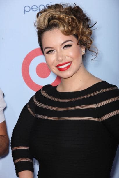 Este par de tortolitos lleva un rato intentando tener una relación, pues desde finales del 2016 la prensa comenzó a relacionarla con él.