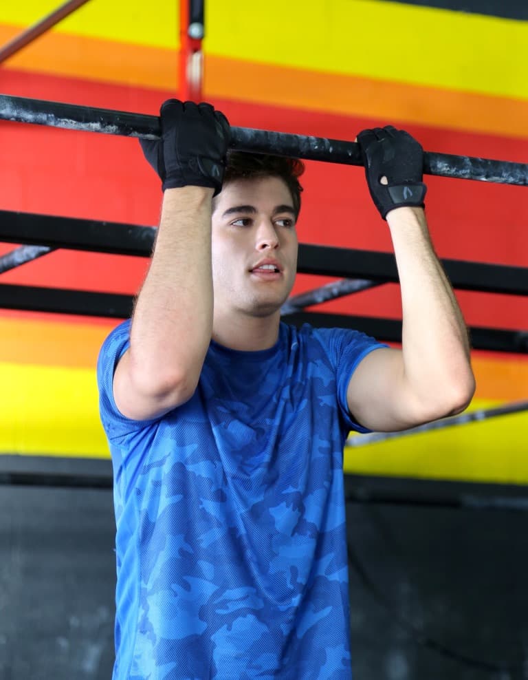 Aquí lo vemos en uno de los promos de la campaña.