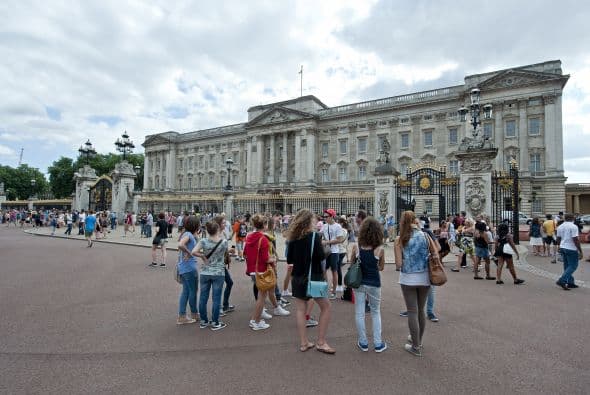 Mientras los multimillonarios de Reino Unido vieron sus filas y sus fortunas reducirse, los de menor riqueza experimentan un crecimiento económico sólido que podría llevarlos a ser multimillonarios.