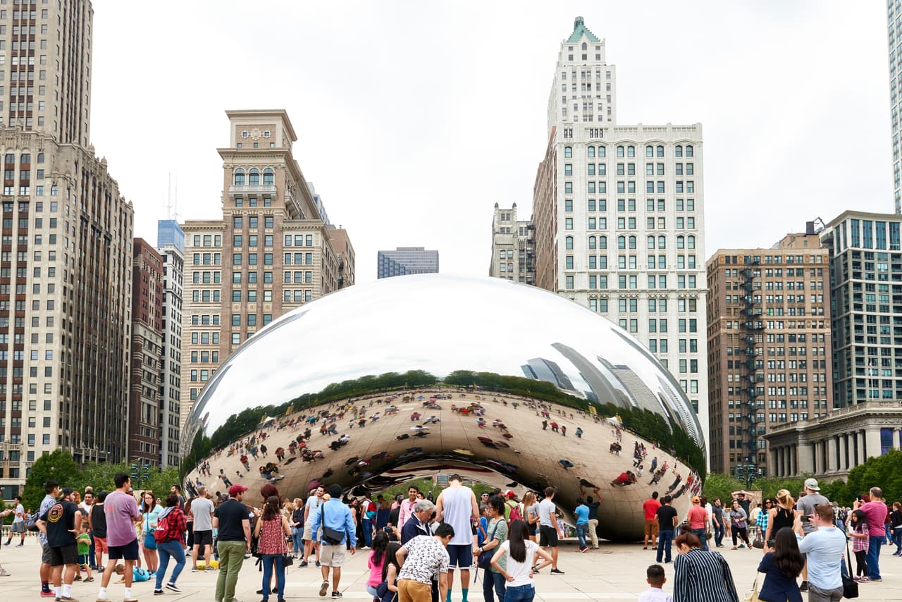 <b>Puesto 7: Chicago.</b> 44,795 personas tienen un patrimonio neto de cinco millones de dólares o más y el porcentaje de la población con este patrimonio es de 1.5%. Según el estudio, de las 10 ciudades con más ricos en el mundo seis están en Estados Unidos.