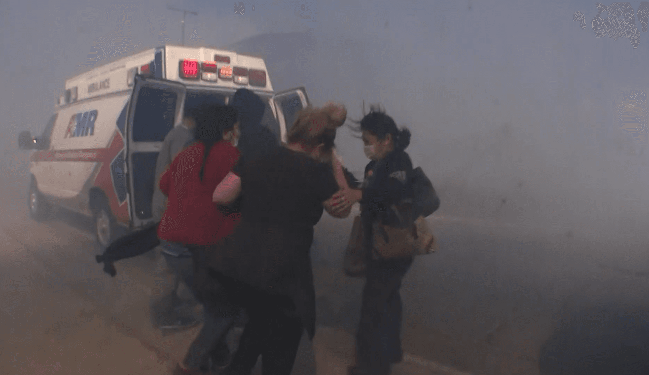 Bajo condiciones completamente en contra.