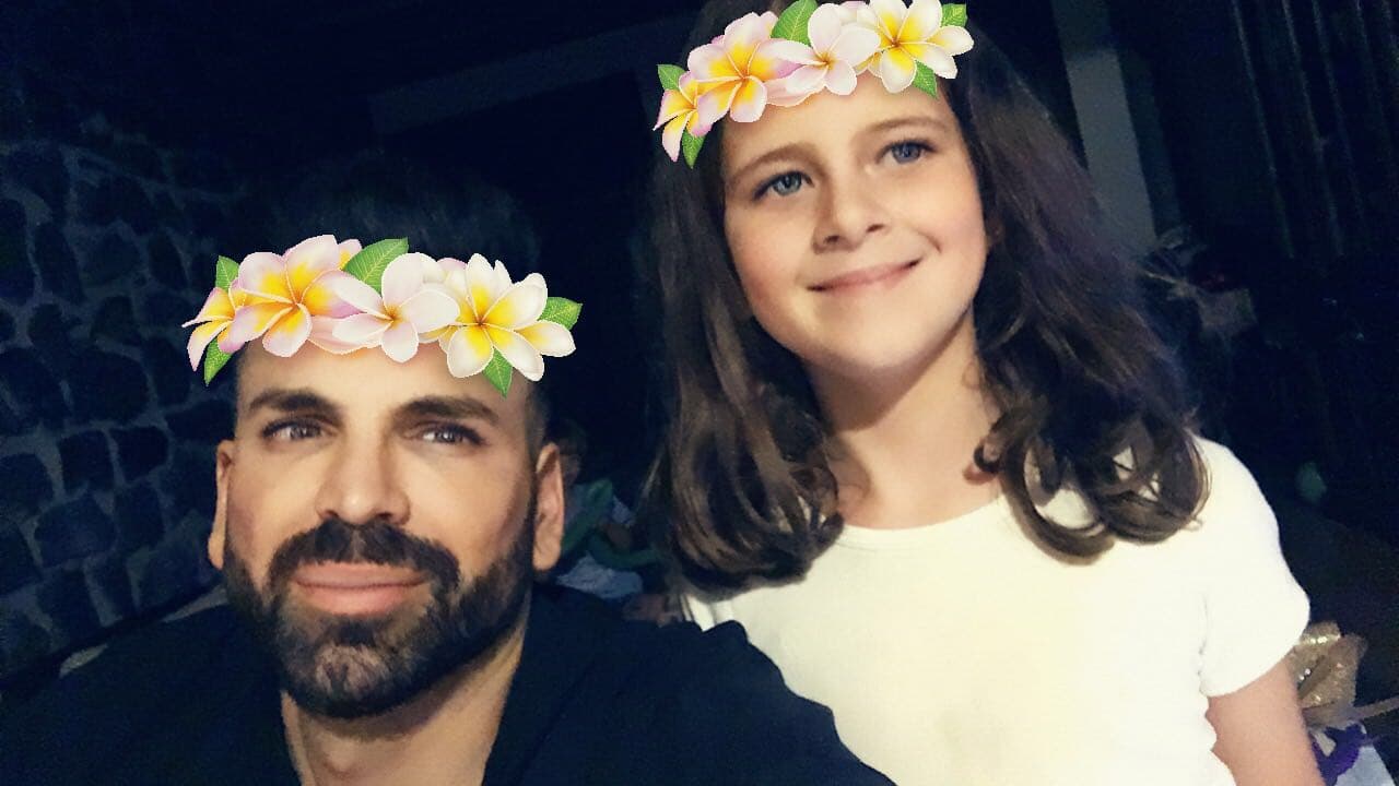 Por otro lado, su sobrina Emma es toda una señorita.