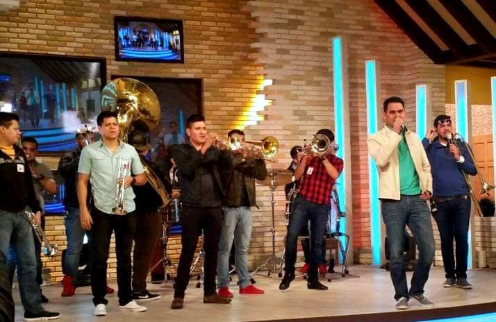 ¡Ellos siempre lucen guapos!