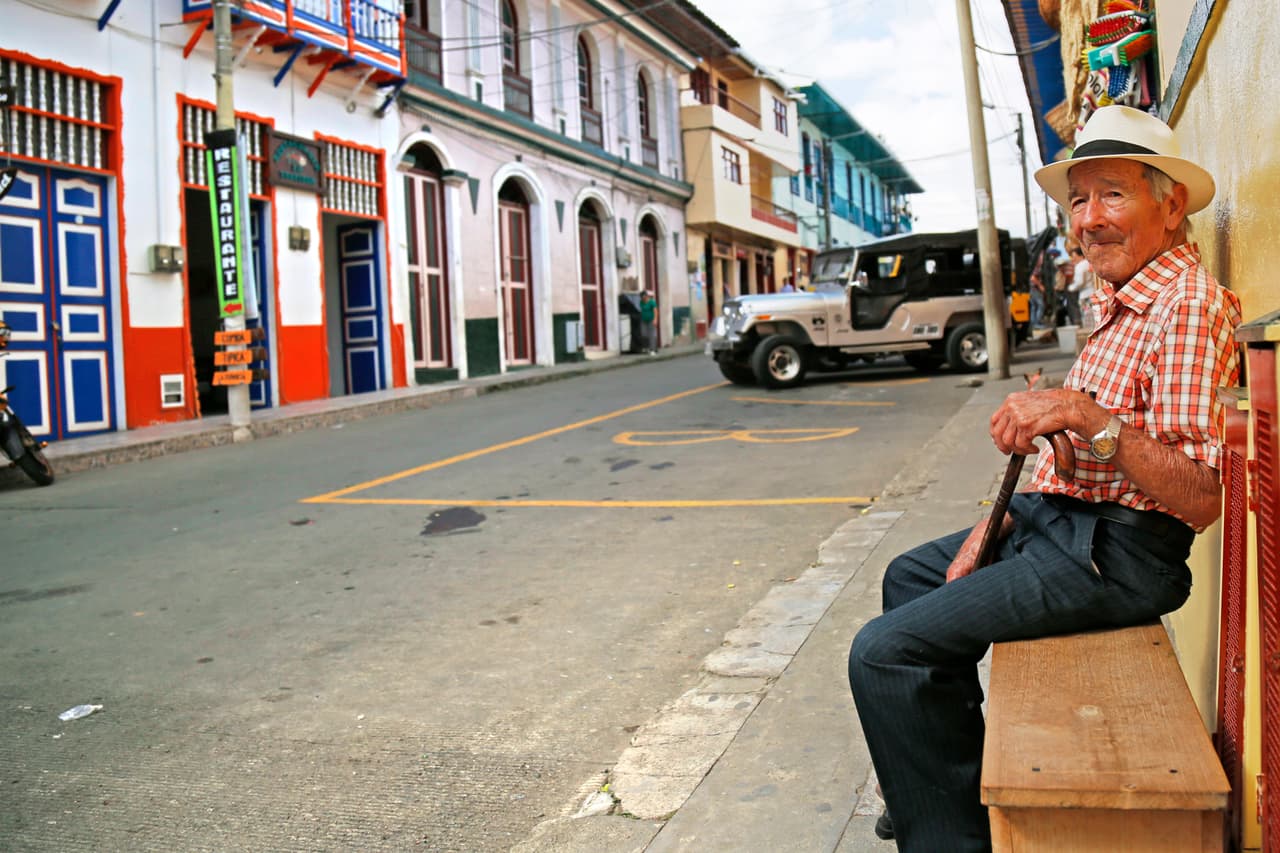 Los que nunca se fueron. Muchos filandeños se aferraron a su tierra natal y no se dejaron arrastrar por la corriente de viajar al extranjero a buscar fortuna.