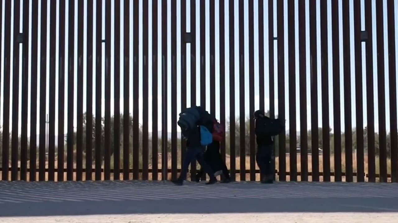 ¿Nuevo revés contra el gobierno de Trump sobre solicitudes de asilo en la frontera es una esperanza para inmigrantes varados?