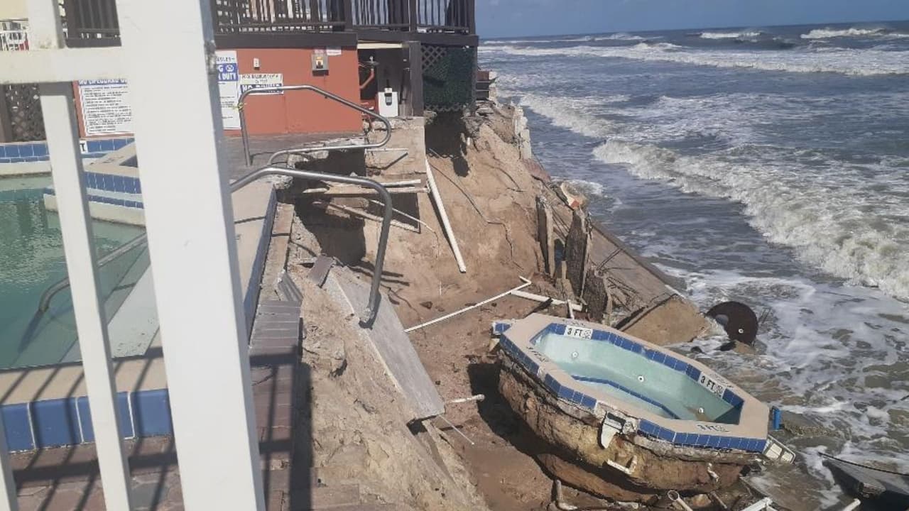 Así de destruida quedó la costa de Daytona Beach tras la tormenta tropical Nicole