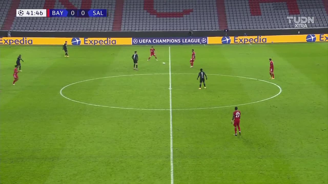 ¡GOOOL! Robert Lewandowski anota para FC Bayern München.