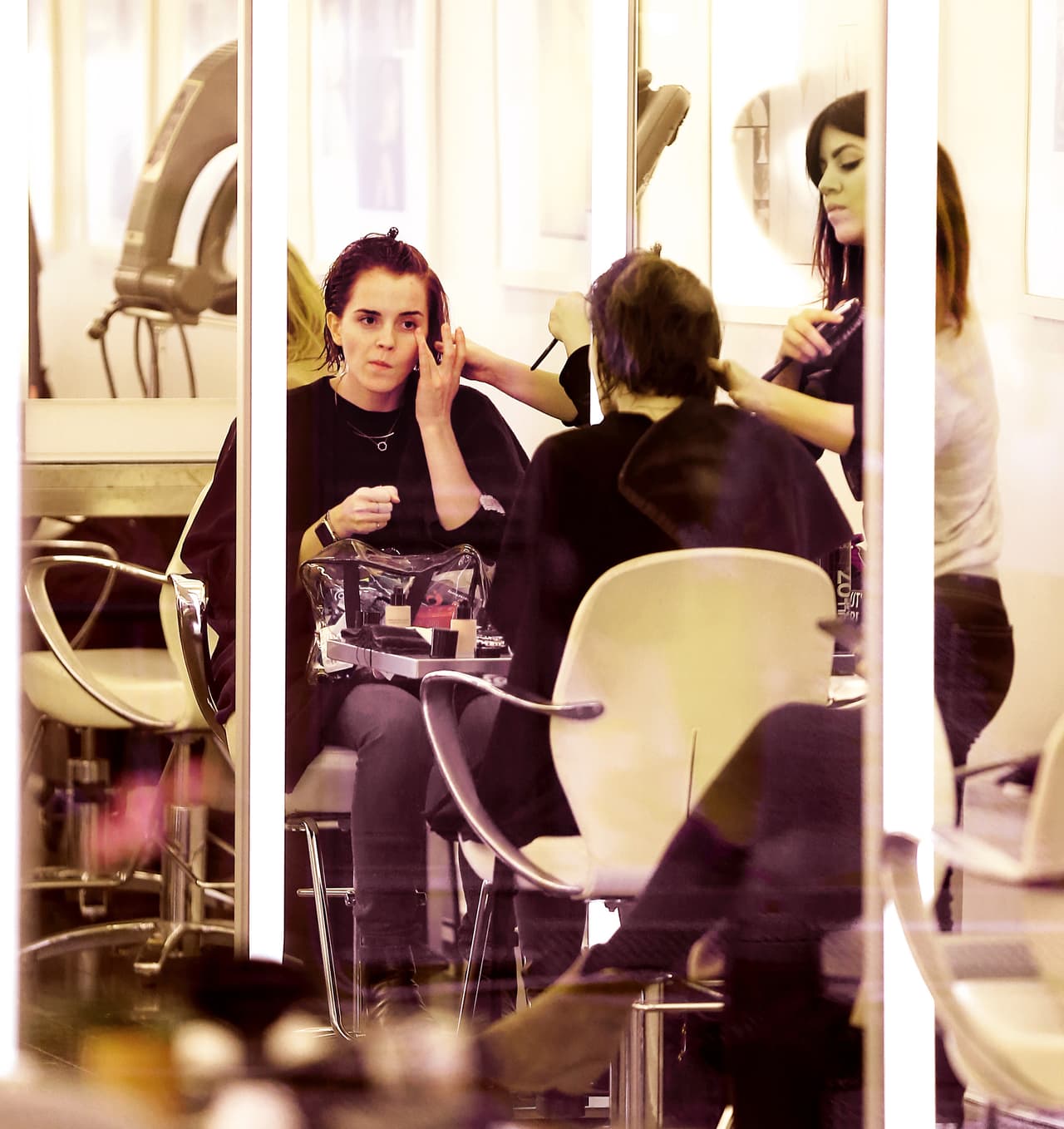 Emma, pásanos unos tips para lucir un cutis tan limpio como el tuyo.