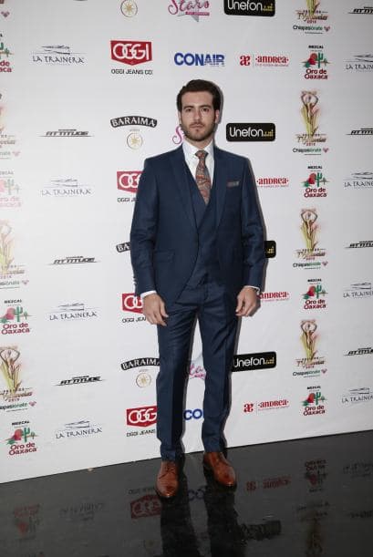 La original de Pablo Lyle al vestir y ese tonificado cuerpo lo catapultaron entre los más deseados de la alfombra de este 2015.