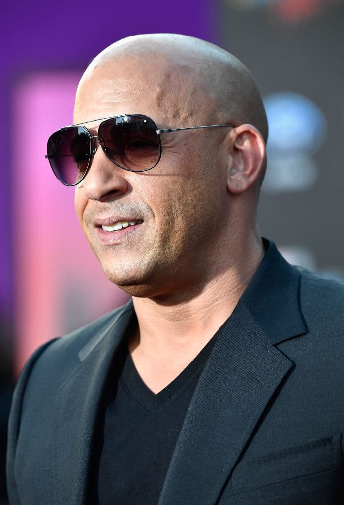 El 4 de abril de 2002, Harry L. O’Connor, doble de acción de 
<b>Vin Diesel</b>, murió en el set de la película ‘XXX’. El actor tenía una escena en la que hacía rappel, pero el arnés no funcionó correctamente y O’Connor murió en la caída estrellándose en un puente automovilístico.