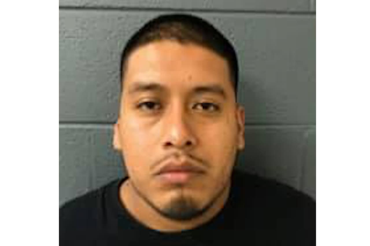 Arrestan un hombre latino por vender cocaína en Cicero