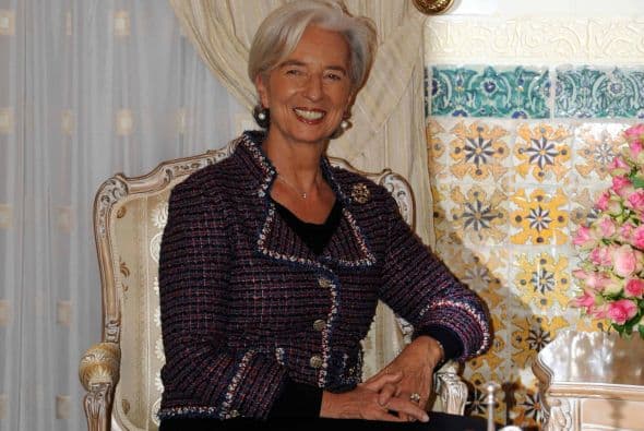 La policía francesa registró este miércoles el domicilio parisino de la directora gerente del Fondo Monetario Internacional (FMI), Christine Lagarde, dentro de la investigación abierta por el proceso de adjudicación de una millonaria indemnización al empresario galo Bernard Tapie. Ver toda la información