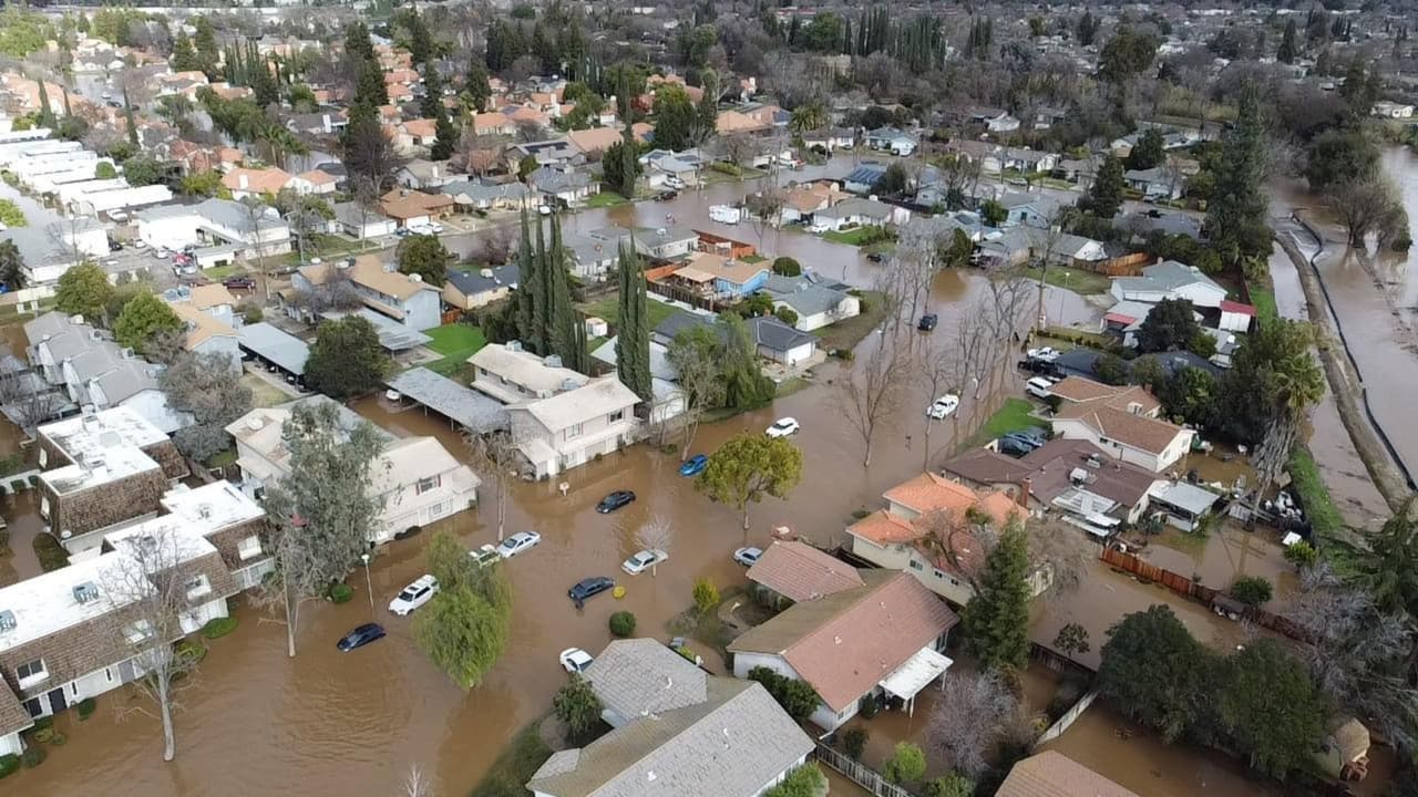 Cientos de familias se han visto afectadas por las inundaciones.