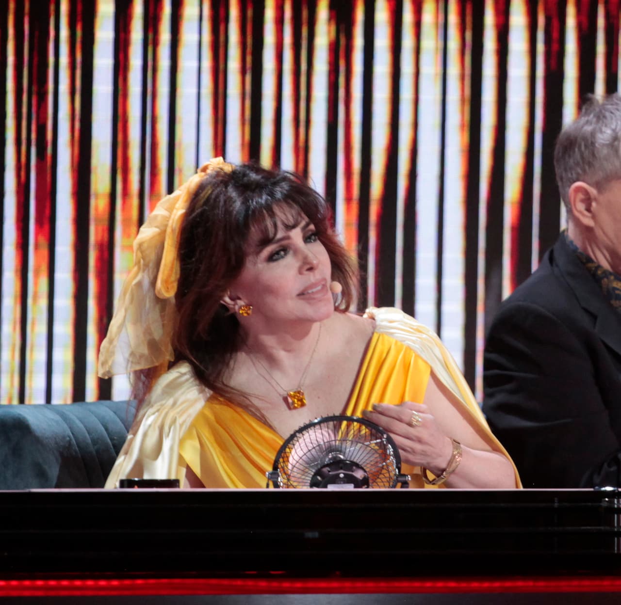 Por todos esos momentos vividos, Verónica Castro no quiere que se termine esta temporada de Pequeños Gigantes. La actriz, cantante y presentadora espera la inviten a la siguiente.