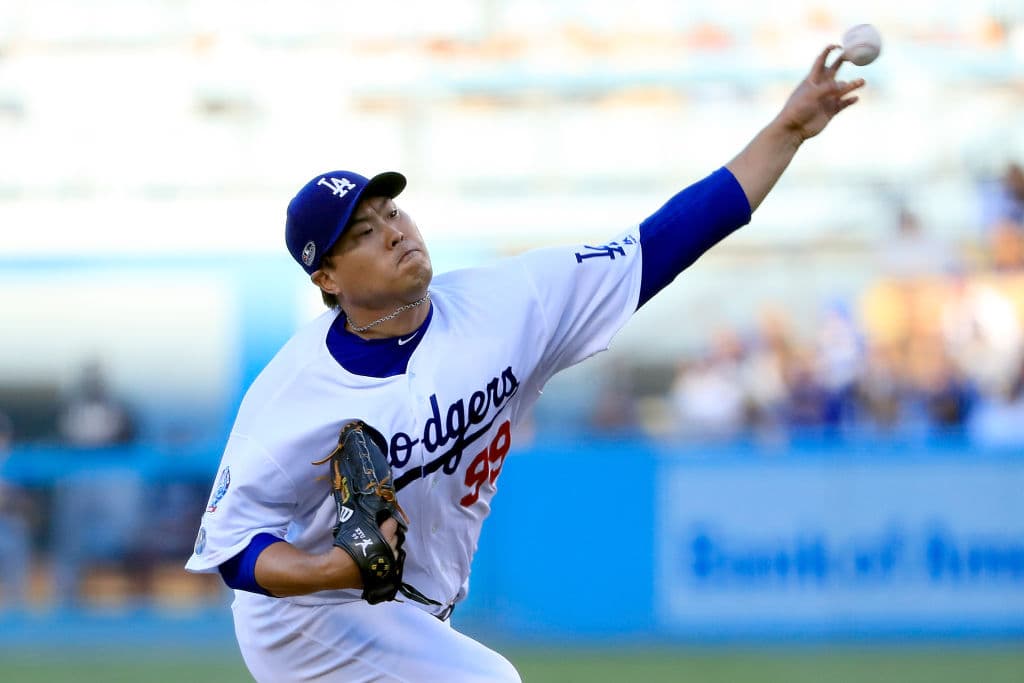 El abridor de los Dodgers, el surcoreano Hyun-Jin Ryu dominó el tercero y cuarto innings como todo un as. Tras recibir sencillo en el primer inning, retiró en orden a 12 bateadores seguidos.