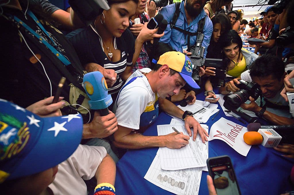 El proceso revocatorio contra Maduro, una carrera de obstáculos para la oposición