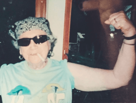 Las aventuras de Gloria Fajardo trascendieron a través de las redes sociales de su nieta Emily Estefan, hija de Gloria y Emilio Estefan.