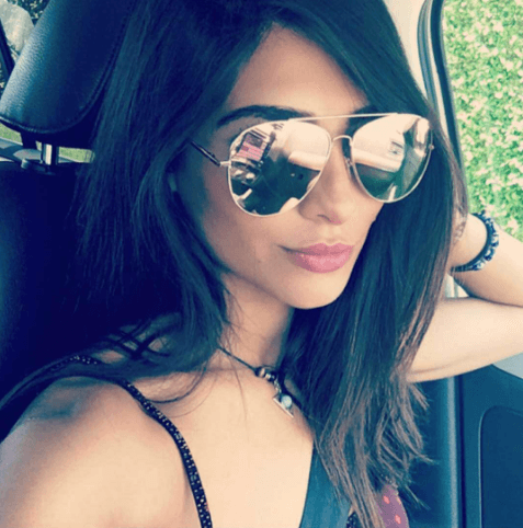 En marzo pasado, durante la alfombra roja de Premios TvyNovelas, Sebastián Rulli habló así ante los medios de comunicación con relación al trabajo de la conductora: "Ale estuvo trabajando con nosotros. Muy contentos. Lo ha hecho maravilloso".