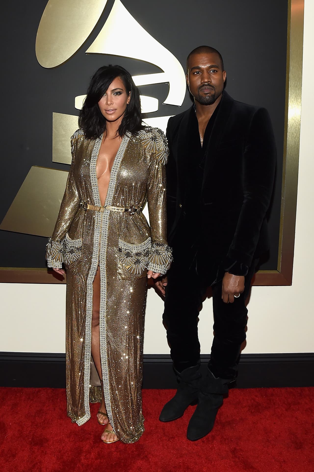 Además, podría ser que nunca atendieran las prioridades de una nación, pues se la vivirían en las fiestas, las galas, entregas de premios y exclusivas reuniones alrededor del mundo.