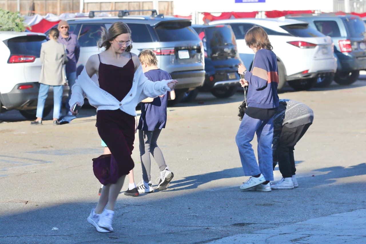 Daily Mail informa que Violet, la
<a href="https://www.univision.com/famosos/ben-affleck-jennifer-garner-hija-violet-affleck-joe-biden-casa-blanca-fotos">hija mayor de Affleck y Jennifer Garner, acababa de regresar de Washington D.C.</a>, donde asistió a una importante cena en La Casa Blanca justo el día de su cumpleaños.
<br>